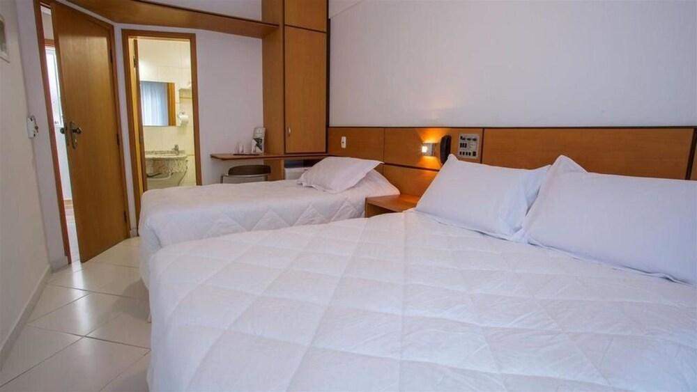 Atlantico Inn Apart Hotel Сантос Экстерьер фото