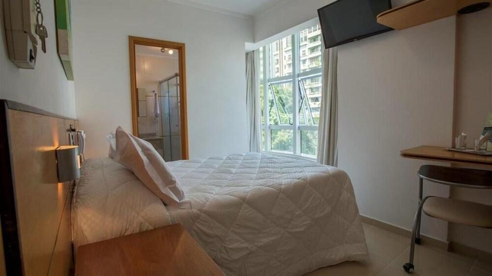 Atlantico Inn Apart Hotel Сантос Экстерьер фото
